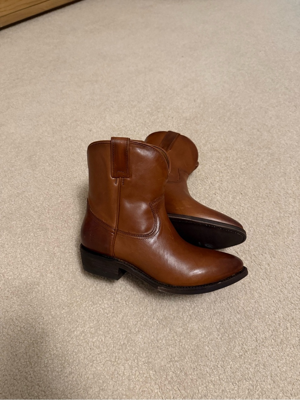 Frye Billy Short Boots in Cognac